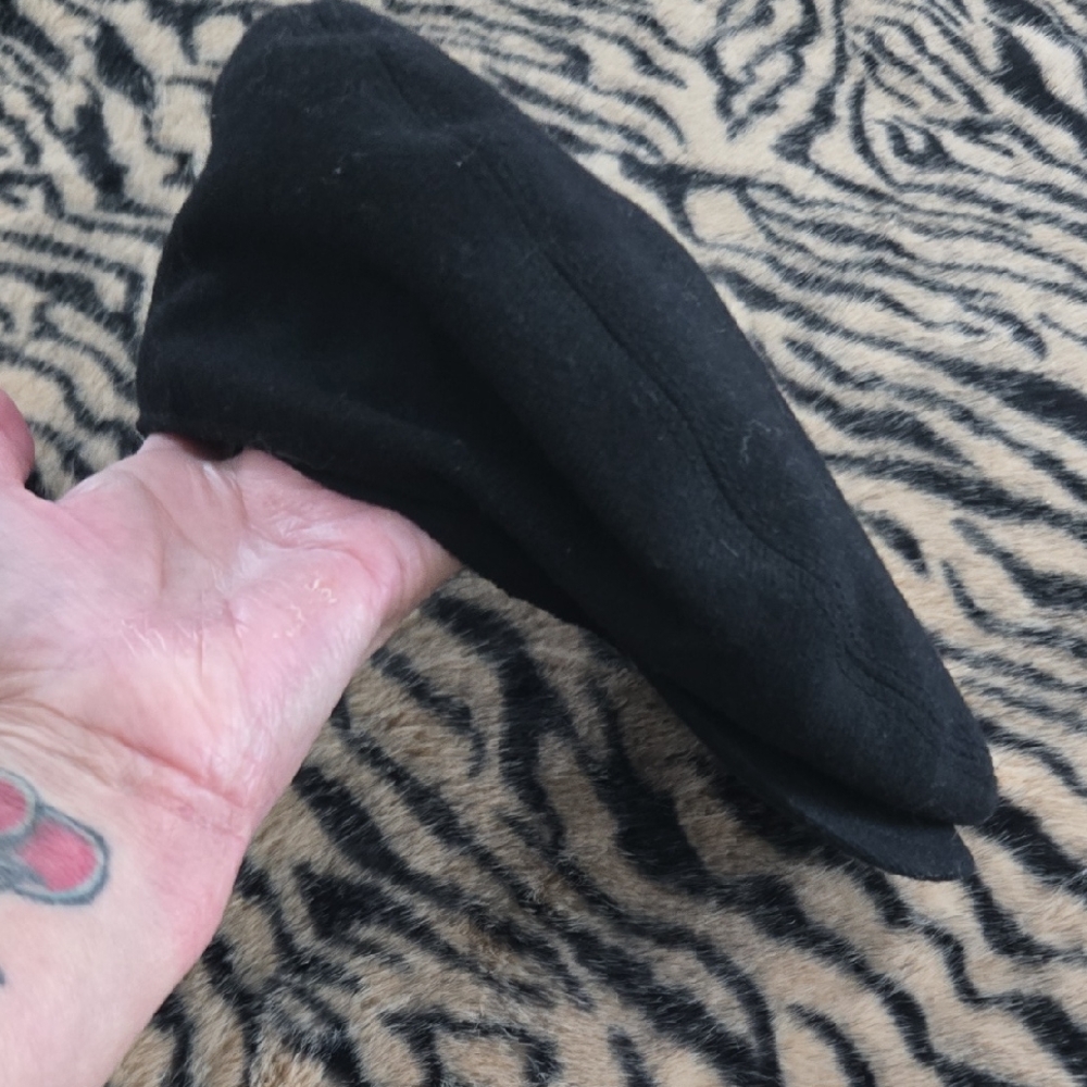 Juicy Couture Black Beret